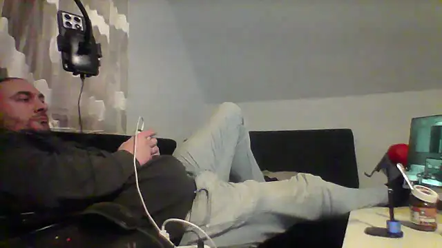 NewyorkDimi online show from 12/01/25, 01:10