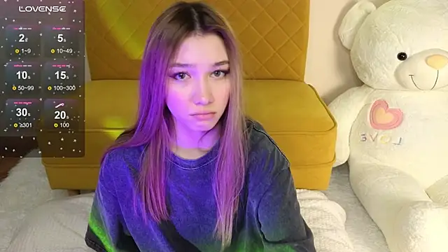 Snapshot of LuxuryGirl__ chatting on 01/14/25, 11:20 LuxuryGirl online show from 01/14/25, 11:20