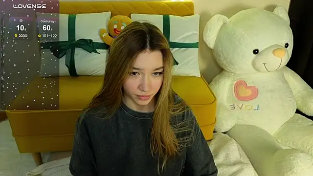 Snapshot of LuxuryGirl__ chatting on 01/16/25, 06:03 LuxuryGirl online show from 01/16/25, 06:03