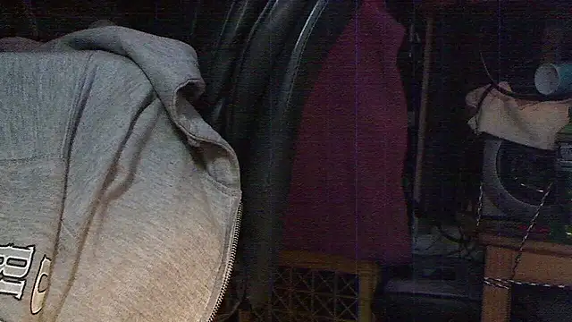 DREAMZ420 online show from 12/03/25, 08:56