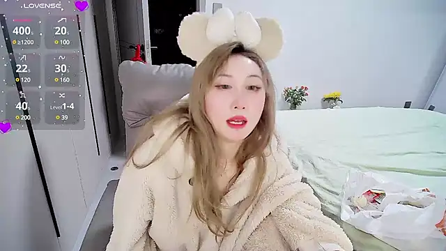 Xiaoyu-G online show from 03/21/25, 01:13