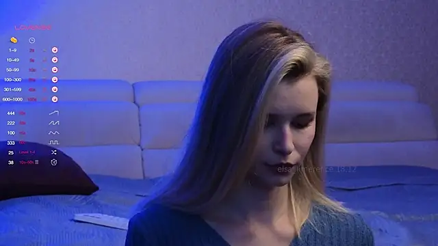 Snapshot of elsa_limerence chatting on 12/18/24, 01:26 elsa limerence online show from 12/18/24, 01:26