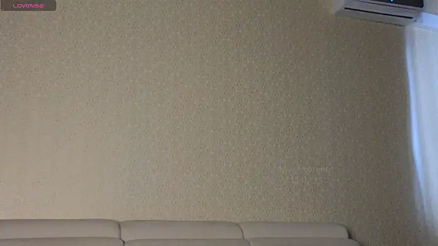 Snapshot of elsa_limerence chatting on 02/13/25, 06:20 elsa limerence online show from 02/13/25, 06:20