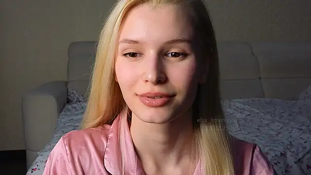 Snapshot of elsa_limerence chatting on 02/24/25, 03:09 elsa limerence online show from 02/24/25, 03:09