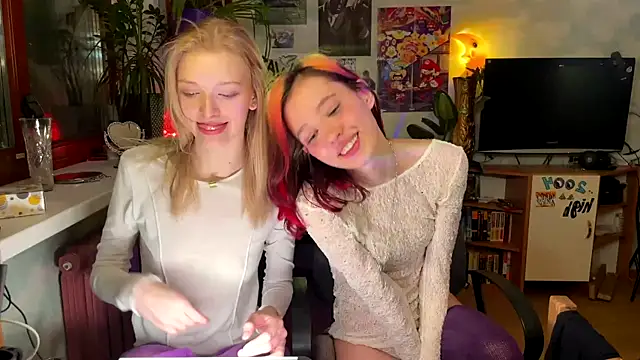 Evvie Summn1 online show from 02/11/25, 08:20