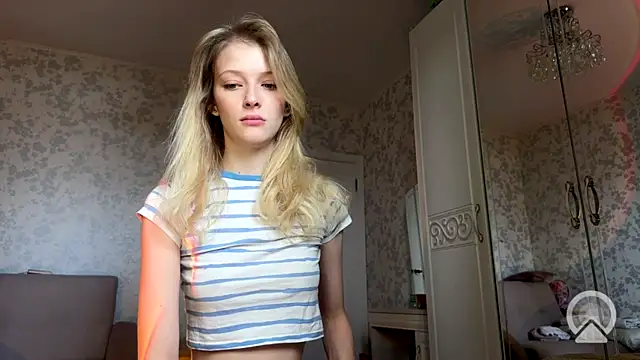 Evvie Summn1 online show from 09/12/25, 05:07