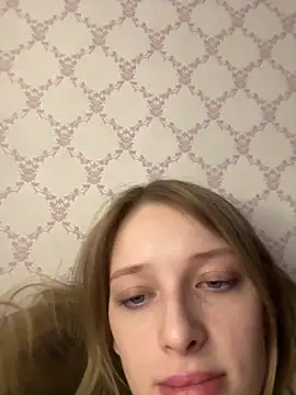 Evvie Summn1 online show from 02/28/26, 05:14