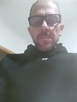 jonyfree1978 online show from 01/18/25, 10:49