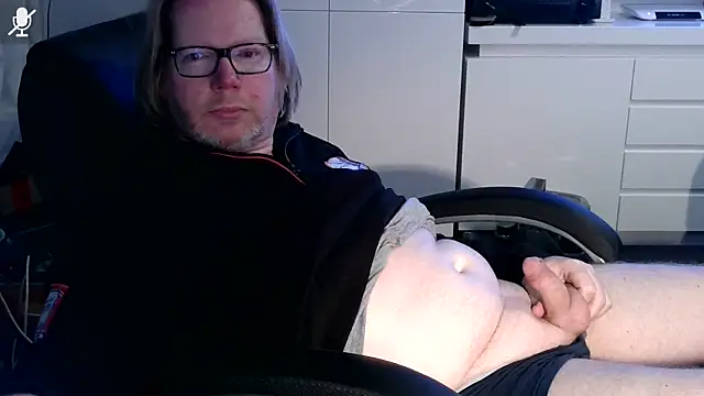 VSteph online show from 11/19/25, 10:54