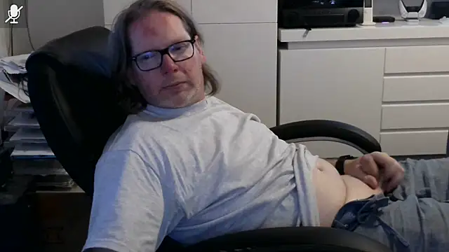 Snapshot of VSteph chatting on 07/02/26, 07:42 VSteph online show from 07/02/26, 07:42