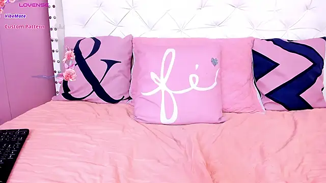 alice  tylor online show from 02/28/25, 02:42