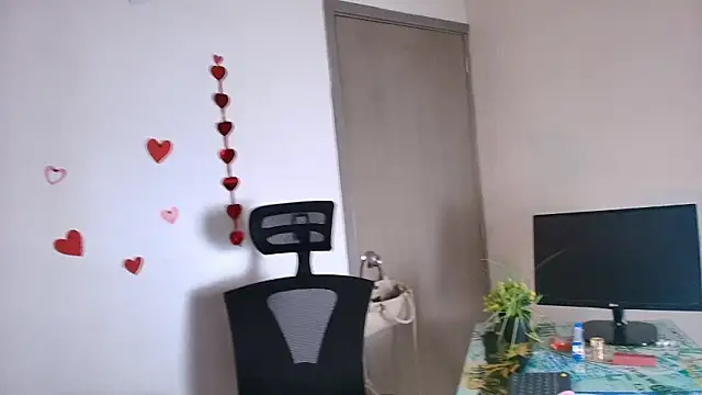 Zuzana21 online show from 02/13/26, 01:29