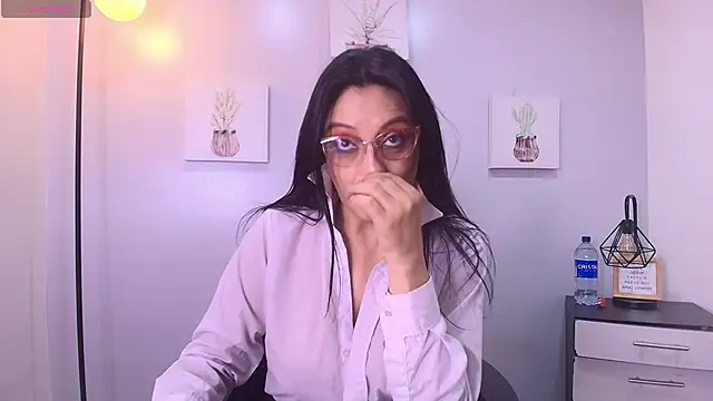 Zuzana21 online show from 04/28/26, 01:05