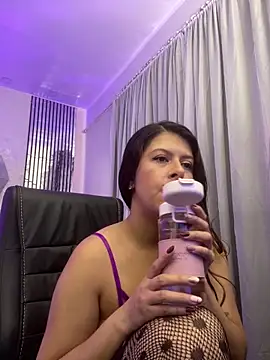 liss black online show from 03/30/26, 03:51