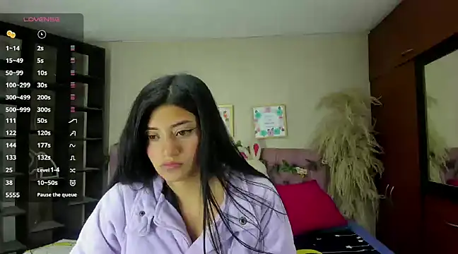 Lia Keen online show from 01/21/25, 08:21