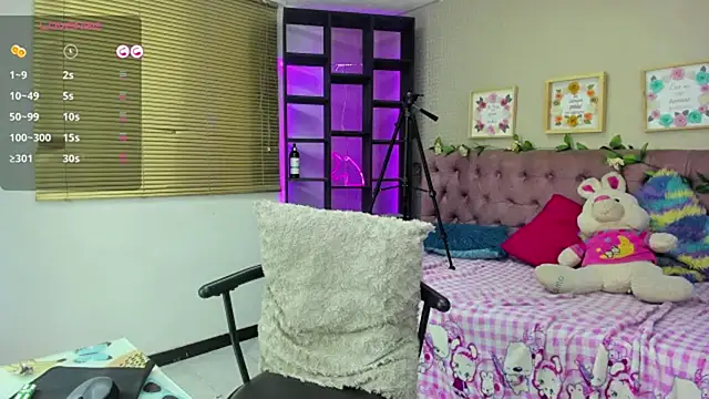 Lia Keen online show from 02/15/25, 02:04