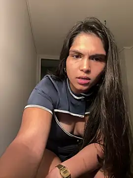 Snapshot of sc4ry_girl1 chatting on 03/15/25, 05:30 sc4ry girl1 online show from 03/15/25, 05:30