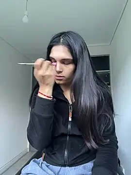 Snapshot of sc4ry_girl1 chatting on 03/17/25, 06:00 sc4ry girl1 online show from 03/17/25, 06:00