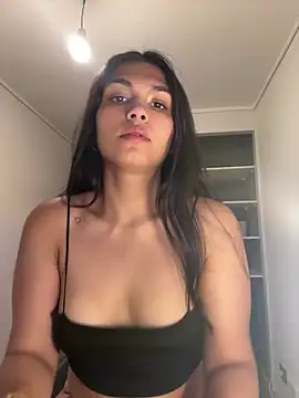 Snapshot of sc4ry_girl1 chatting on 03/19/25, 02:27 sc4ry girl1 online show from 03/19/25, 02:27