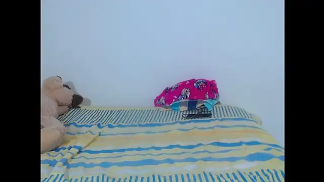 Snapshot of perverted_couple_- chatting on 02/19/25, 02:01 perverted couple - online show from 02/19/25, 02:01