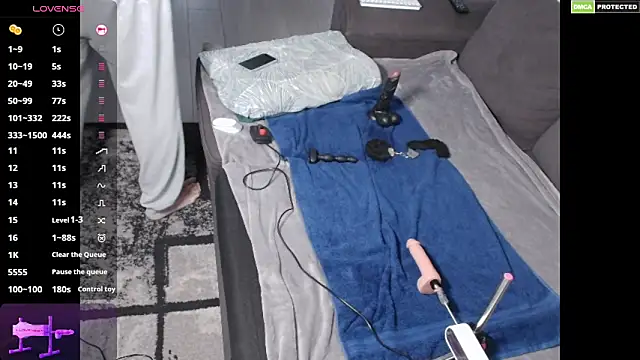 Arnaudvibre online show from 11/17/25, 08:09