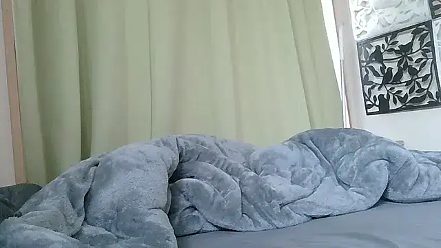 Snapshot of UKI06 chatting on 01/31/25, 02:58 UKI06 online show from 01/31/25, 02:58