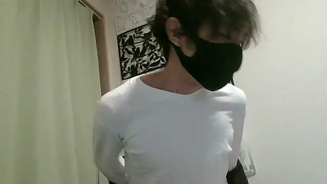 Snapshot of UKI06 chatting on 01/31/25, 03:00 UKI06 online show from 01/31/25, 03:00