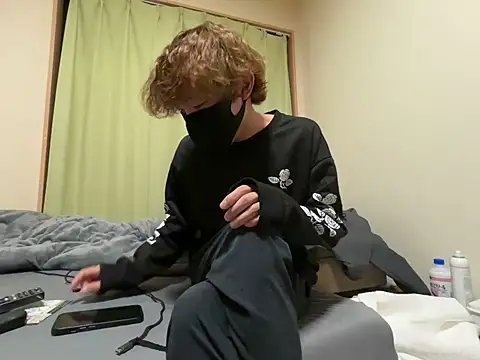 UKI06 online show from 12/22/25, 03:20