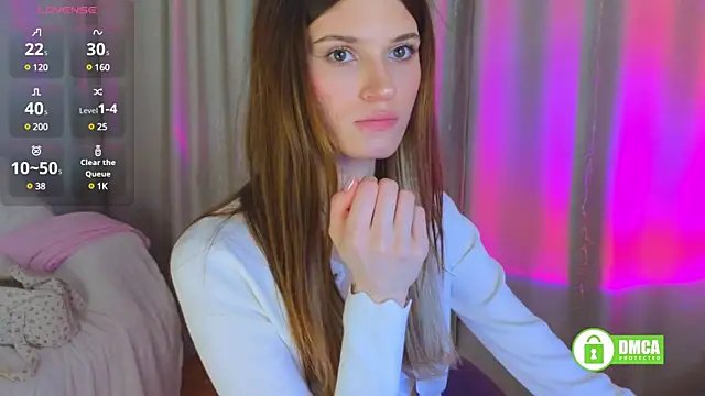 Hello Vivienne online show from 03/15/25, 06:10