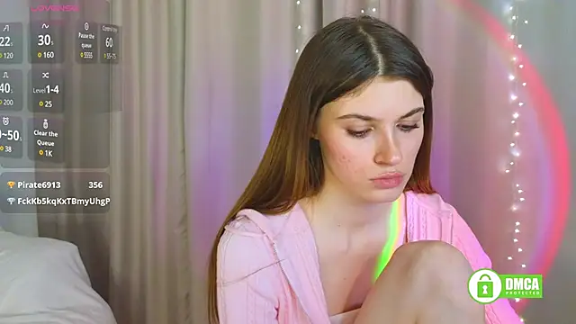 Hello Vivienne online show from 03/22/25, 05:31