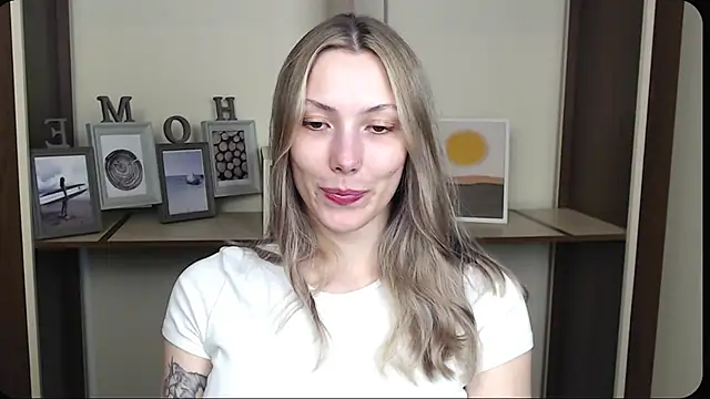 VanessaMay  online show from 03/18/26, 05:38