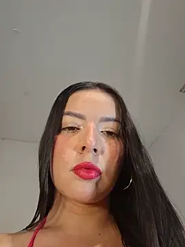 Snapshot of Anal_Luucia chatting on 06/11/26, 12:03 Anal Luucia online show from 06/11/26, 12:03