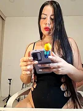 Snapshot of Anal_Luucia chatting on 07/15/26, 12:10 Anal Luucia online show from 07/15/26, 12:10