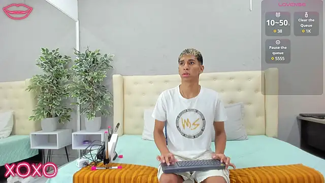 kieran derek online show from 03/21/25, 03:12