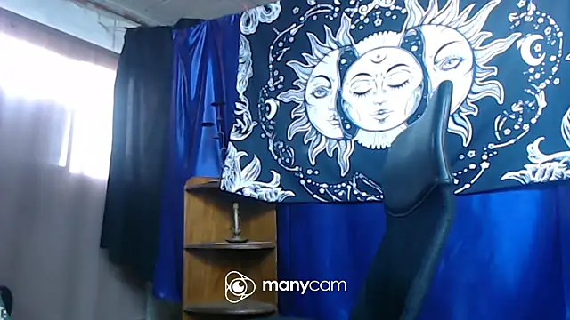 liriomilf online show from 03/31/26, 07:58