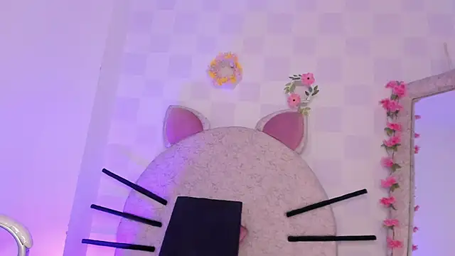 Marilyn rouse  online show from 01/24/25, 05:10