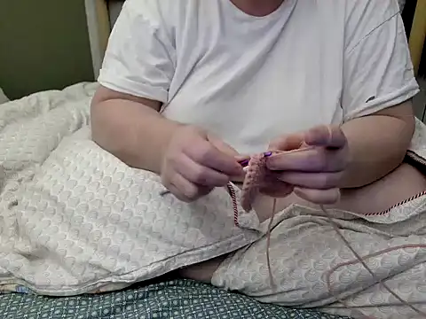 MarthaBriest online show from 12/20/25, 04:08