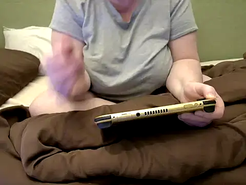 MarthaBriest online show from 03/25/26, 02:06