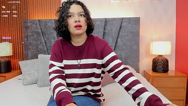 pretty sunlight  online show from 01/25/25, 01:43