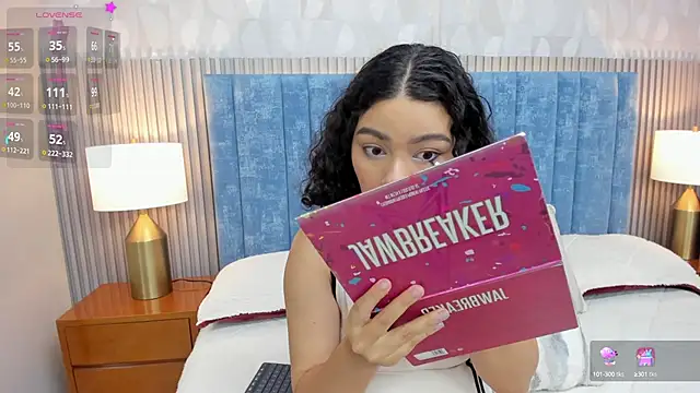 pretty sunlight  online show from 11/02/25, 02:03