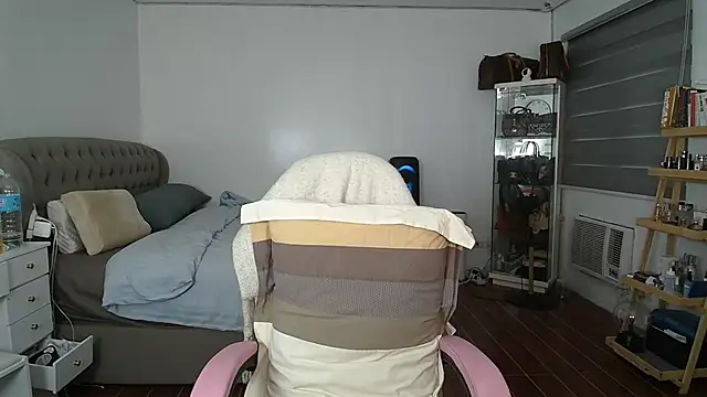 aya saki online show from 09/28/25, 08:20