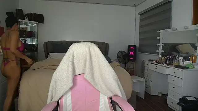 aya saki online show from 10/06/25, 08:56