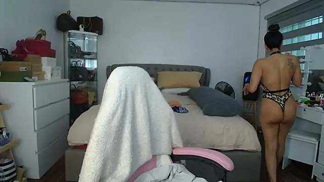 aya saki online show from 12/01/25, 08:52