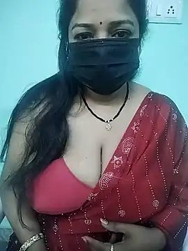 Snapshot of Deepa_09 chatting on 11/15/25, 04:43 Deepa 09 online show from 11/15/25, 04:43