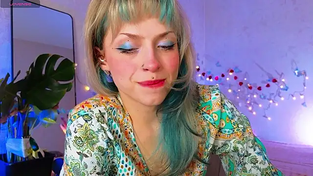 lavenderluxe online show from 02/16/26, 12:01