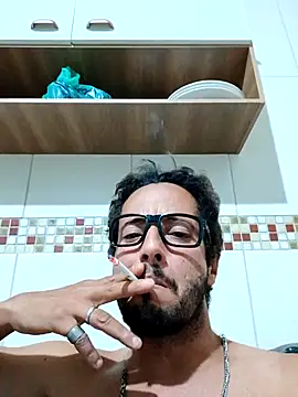 Snapshot of 2024gaelpiroca chatting on 09/26/25, 03:32 2024gaelpiroca online show from 09/26/25, 03:32