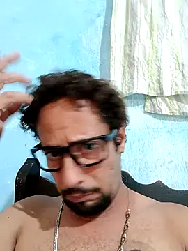 Snapshot of 2024gaelpiroca chatting on 10/01/25, 03:12 2024gaelpiroca online show from 10/01/25, 03:12