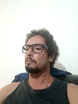 Snapshot of 2024gaelpiroca chatting on 10/02/25, 02:18 2024gaelpiroca online show from 10/02/25, 02:18