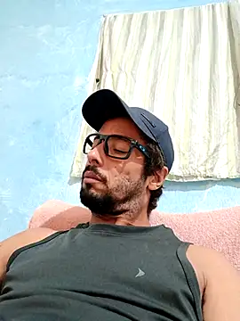 Snapshot of 2024gaelpiroca chatting on 10/09/25, 12:19 2024gaelpiroca online show from 10/09/25, 12:19