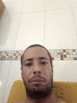 Snapshot of 2024gaelpiroca chatting on 11/09/25, 04:44 2024gaelpiroca online show from 11/09/25, 04:44